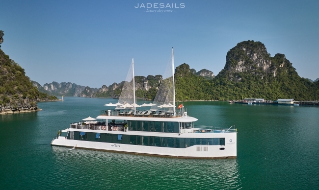 Jade Sails Day Cruise